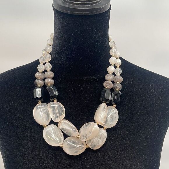 Womens Chunky Frosted Beads With Faceted Acrylic Double Layer Beaded Necklace OS - Picture 1 of 5